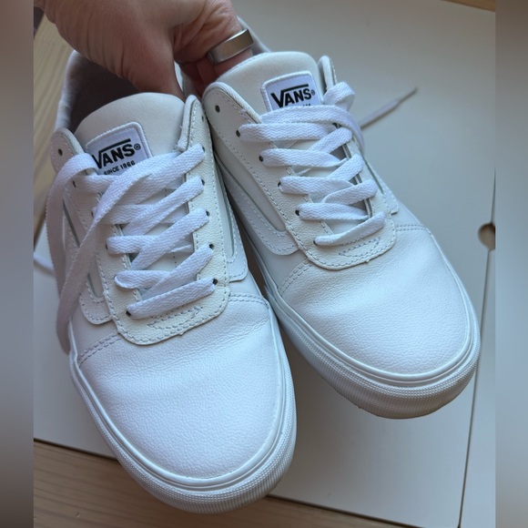 LIKE NEW all white vans - Picture 3 of 8